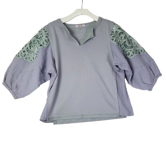 GIMMICK BKE Womens Blouse Medium Pieced Lace Pigeon Gray/Blue Green Cottage Slub - Picture 1 of 13
